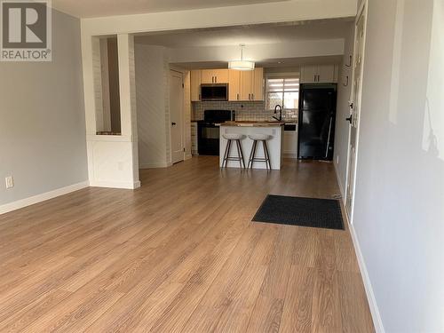 186 Baskin Court, Penticton, BC - Indoor Photo Showing Kitchen