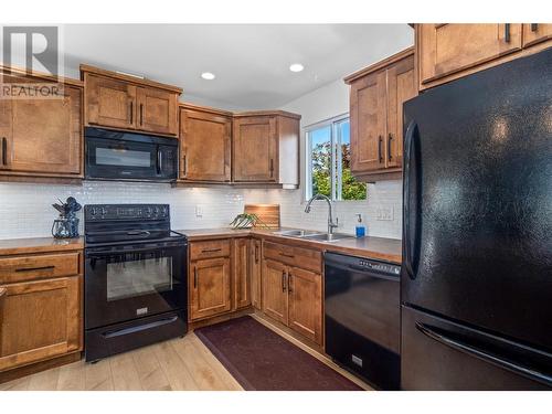 7005 Longacre Drive, Vernon, BC - Indoor Photo Showing Kitchen With Double Sink