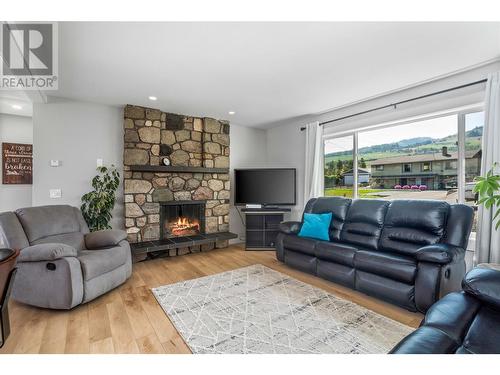 7005 Longacre Drive, Vernon, BC - Indoor Photo Showing Living Room With Fireplace