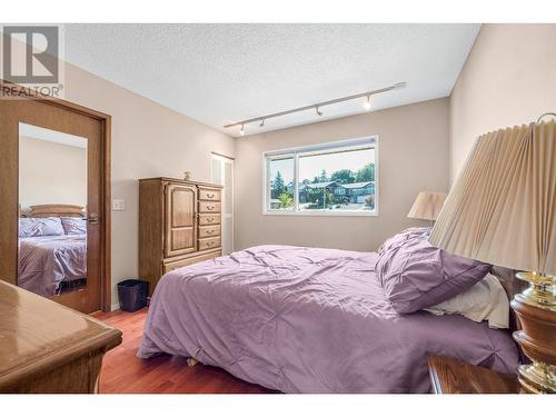 2100 40Th Street, Vernon, BC - Indoor Photo Showing Bedroom