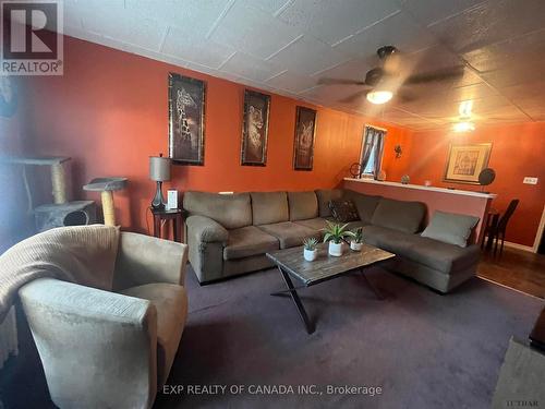 123 Father Costello Drive, Timmins (Main Area), ON - Indoor Photo Showing Living Room