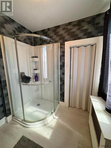 123 Father Costello Dr, Timmins, ON - Indoor Photo Showing Bathroom