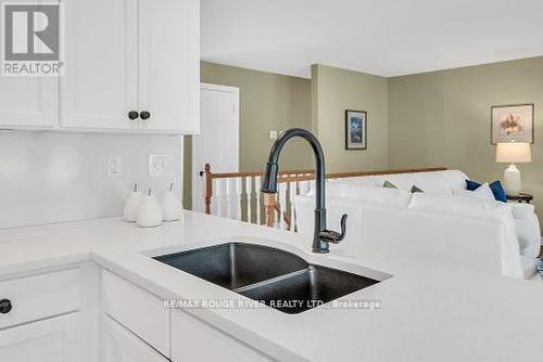 9358 Cherry Lane, Hamilton Township (Baltimore), ON - Indoor Photo Showing Kitchen With Double Sink