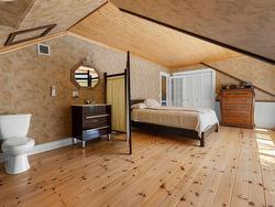 Master bedroom - 