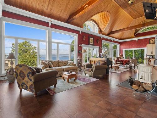 Salon - 14-579 Boul. Blais E., Berthier-Sur-Mer, QC - Indoor Photo Showing Living Room