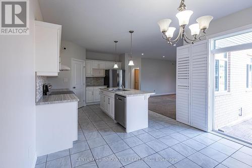 Upper - 14 Oxford Terrace, St. Thomas, ON - Indoor Photo Showing Kitchen