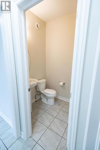 Upper - 14 Oxford Terrace, St. Thomas, ON - Indoor Photo Showing Bathroom