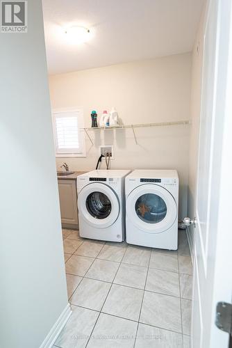 Upper - 14 Oxford Terrace, St. Thomas, ON - Indoor Photo Showing Laundry Room