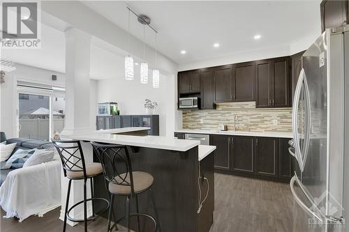 402 Cope Drive, Ottawa, ON - Indoor Photo Showing Kitchen With Upgraded Kitchen