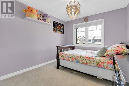 402 Cope Drive, Ottawa, ON - Indoor Photo Showing Bedroom