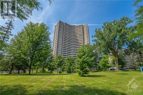 1081 Ambleside Drive Unit#1004, Ottawa, ON - Outdoor