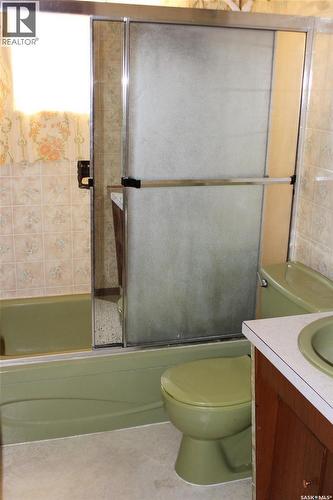 310 1St Avenue W, Canora, SK - Indoor Photo Showing Bathroom