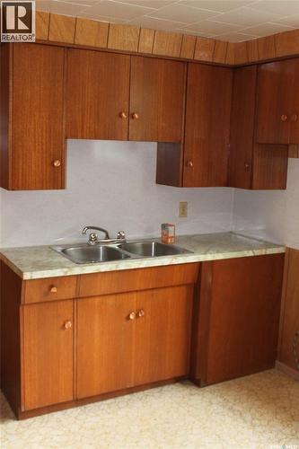 310 1St Avenue W, Canora, SK - Indoor Photo Showing Kitchen