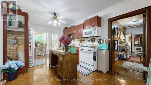 999 Lake Drive E, Georgina (Sutton & Jackson'S Point), ON - Indoor Photo Showing Kitchen