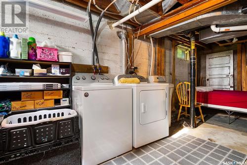 137 Tate Street, Edenwold, SK - Indoor Photo Showing Laundry Room