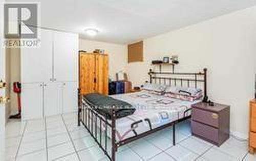 7549 Catalpa Road, Mississauga, ON - Indoor Photo Showing Bedroom