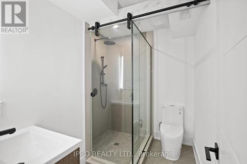 42 Warren Crescent E, Toronto (Lambton Baby Point), ON - Indoor Photo Showing Bathroom