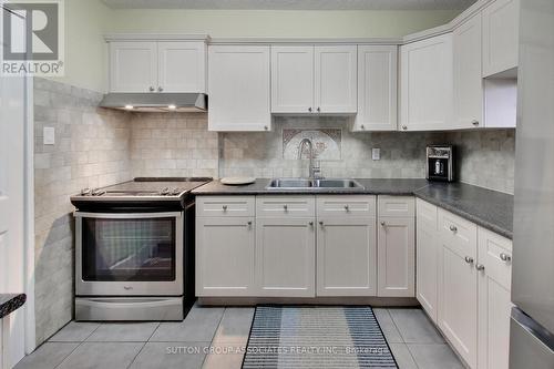 605 - 1881 Jane Street, Toronto (Maple Leaf), ON - Indoor Photo Showing Kitchen With Double Sink