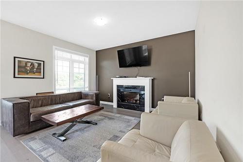 117 Hibiscus Lane, Hamilton, ON - Indoor Photo Showing Living Room With Fireplace