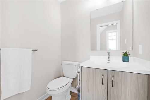 117 Hibiscus Lane, Hamilton, ON - Indoor Photo Showing Bathroom