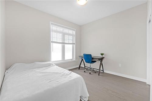 117 Hibiscus Lane, Hamilton, ON - Indoor Photo Showing Bedroom