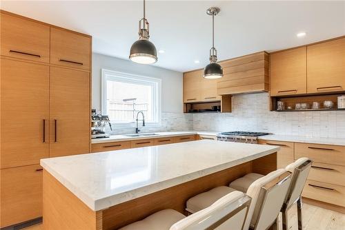 3410 Spruce Avenue, Burlington, ON - Indoor Photo Showing Kitchen