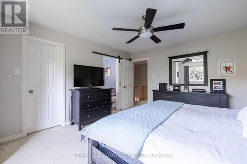 32 Brown Wood Drive, Barrie (Little Lake), ON - Indoor Photo Showing Bedroom