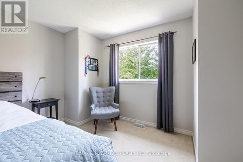 32 Brown Wood Drive, Barrie (Little Lake), ON - Indoor Photo Showing Bedroom