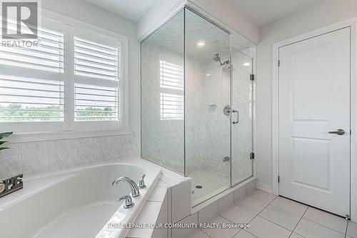 259 Chelsea Crescent, Bradford West Gwillimbury (Bradford), ON - Indoor Photo Showing Bathroom