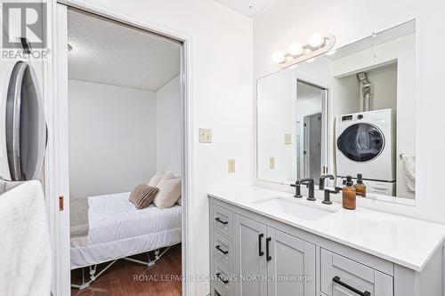 10 - 140 Albert Street, Collingwood, ON - Indoor Photo Showing Laundry Room