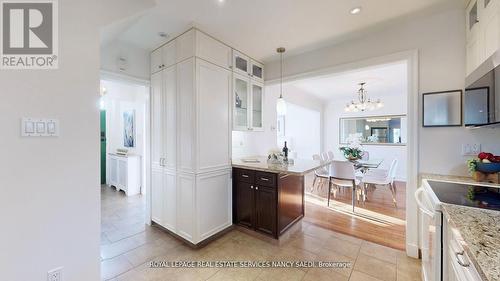 19 Strathgowan Crescent, Toronto (Lawrence Park South), ON - Indoor Photo Showing Kitchen