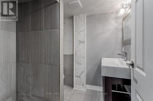 6065 Montevideo Road, Mississauga (Meadowvale), ON - Indoor Photo Showing Bathroom