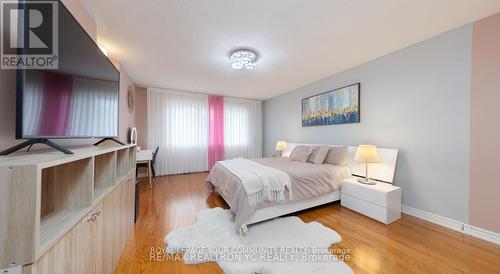 28 Saint James Avenue, Vaughan, ON - Indoor Photo Showing Bedroom