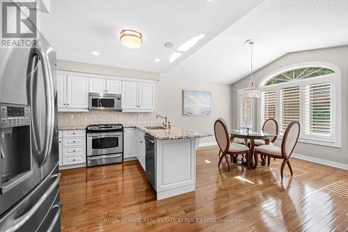 1134 Westhaven Drive, Burlington, ON - Indoor Photo Showing Kitchen