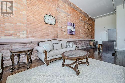 206 - 200 Stinson Street, Hamilton (Stinson), ON - Indoor Photo Showing Living Room