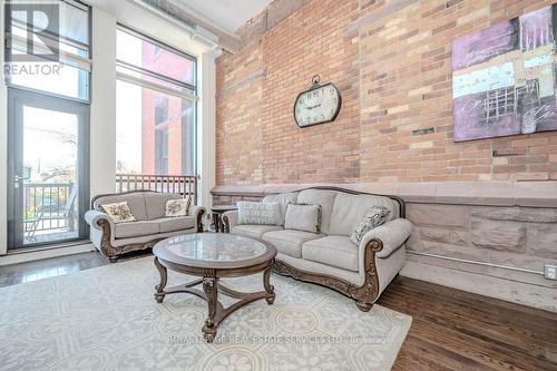 206 - 200 Stinson Street, Hamilton, ON - Indoor Photo Showing Living Room