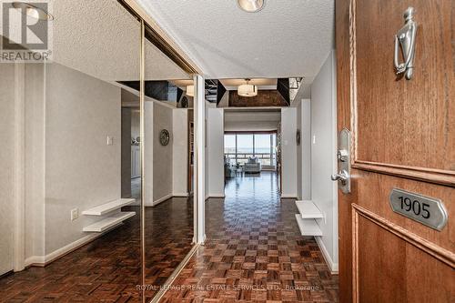 1905 - 2170 Marine Drive, Oakville (Bronte West), ON - Indoor Photo Showing Other Room