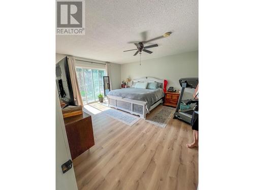 310 Guichon Avenue, Merritt, BC - Indoor Photo Showing Bedroom