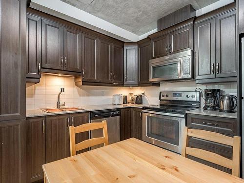 Kitchen - 608-1205 Rue Mackay, Montréal (Ville-Marie), QC - Indoor Photo Showing Kitchen