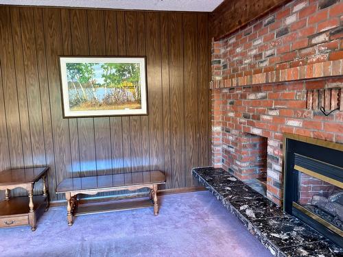 554 Church Avenue, Kimberley, BC - Indoor With Fireplace