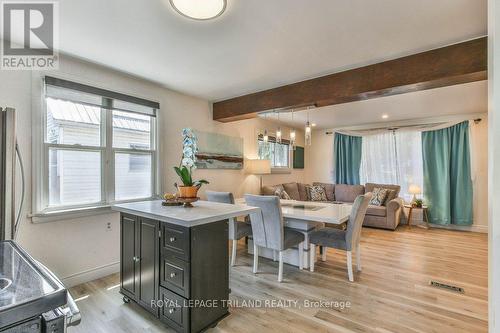 70 Charles Street, London, ON - Indoor Photo Showing Dining Room