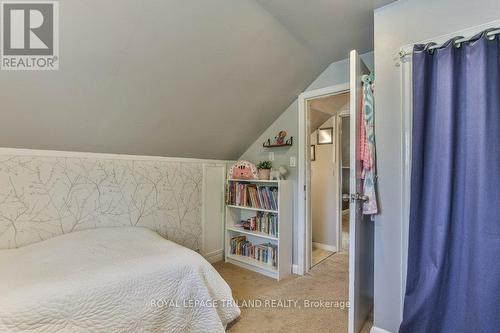 70 Charles Street, London, ON - Indoor Photo Showing Bedroom