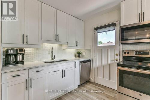 70 Charles Street, London, ON - Indoor Photo Showing Kitchen With Double Sink With Upgraded Kitchen