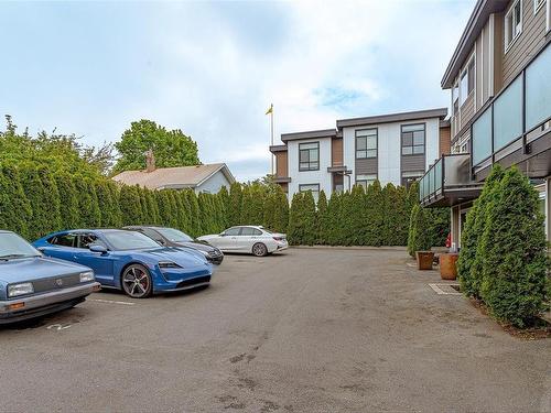 1044 Hillside Ave, Victoria, BC - Outdoor