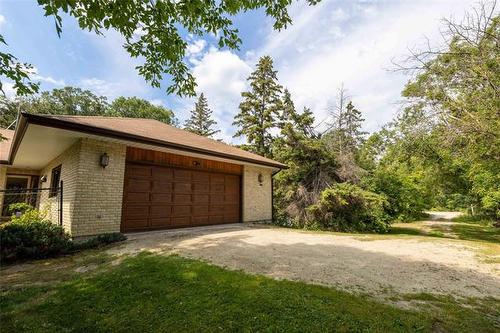 1132 Fort Garry Rd, St Andrews, MB 