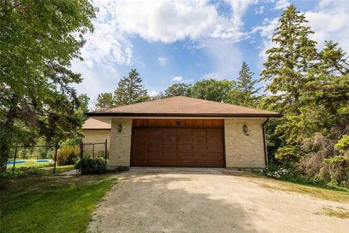 1132 Fort Garry Rd, St Andrews, MB 