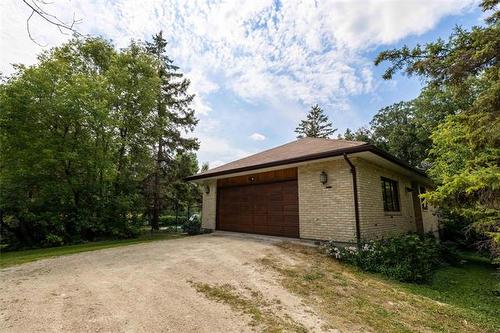 1132 Fort Garry Rd, St Andrews, MB 