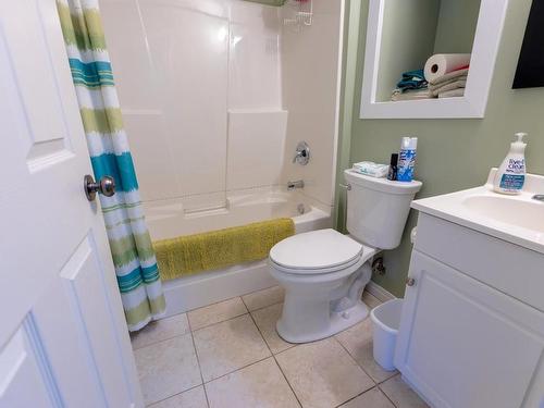 1022 Norview Road, Kamloops, BC - Indoor Photo Showing Bathroom