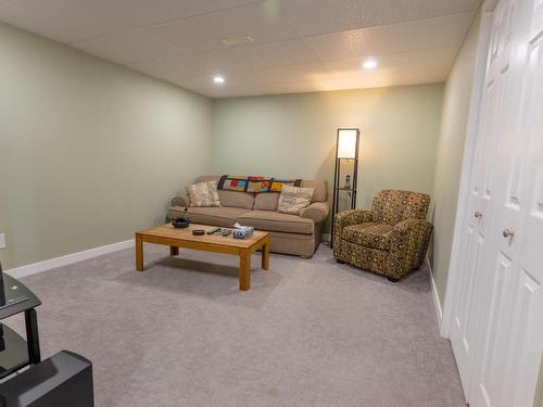 1022 Norview Road, Kamloops, BC - Indoor