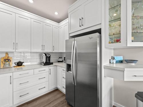 119-1993 Qu'Appelle Blvd, Kamloops, BC - Indoor Photo Showing Kitchen With Upgraded Kitchen